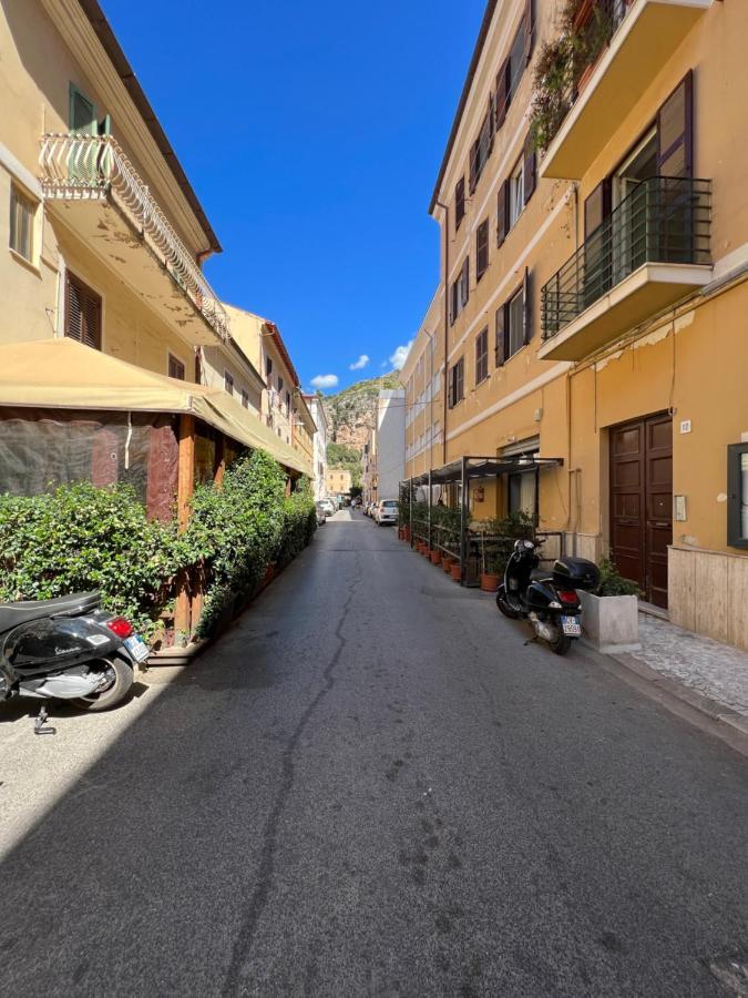 Sea Apartments Terracina Kültér fotó